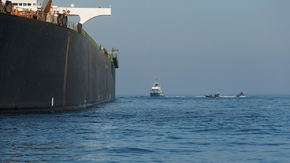 مسؤولون إسرائيليون وجهوا أصابع الاتهام لإيران في الهجوم على سفينة تابعة لإسرائيل قبالة سواحل الفجيرة