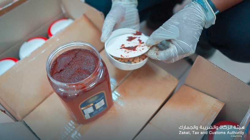 شحنة الكبتاغون كانت مخبأة داخل عبوات "معجون طماطم" تم تصنيعها في سوريا