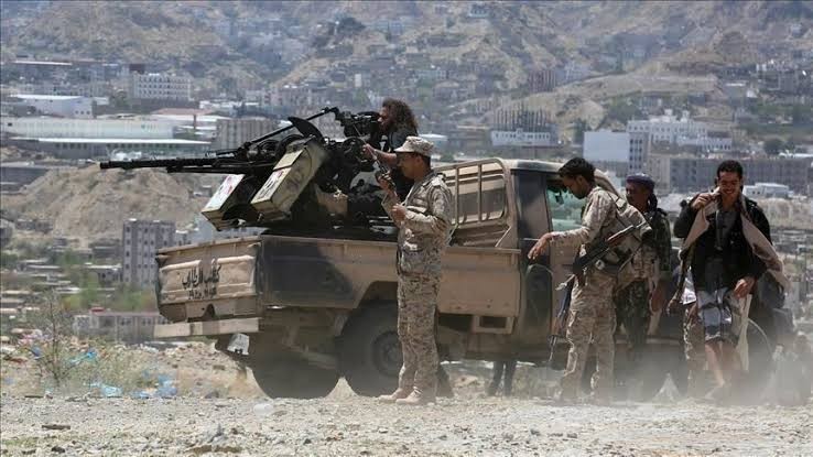 أعلنت قوات الجيش اليمني، في وقت سابق الثلاثاء، تحرير مواقع جديدة كانت تتمركز فيها ميليشيا الحوثي الانقلابية