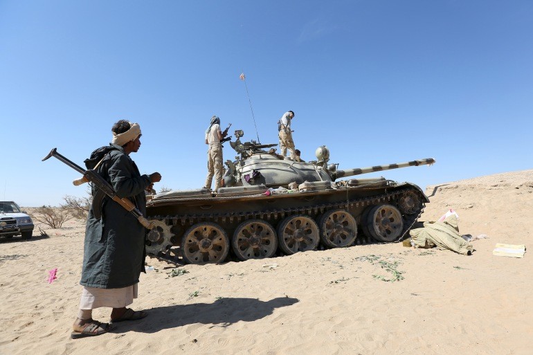 كثف الحوثيون هجماتهم على المحافظة الغنية بالنفط محاولين التقدم