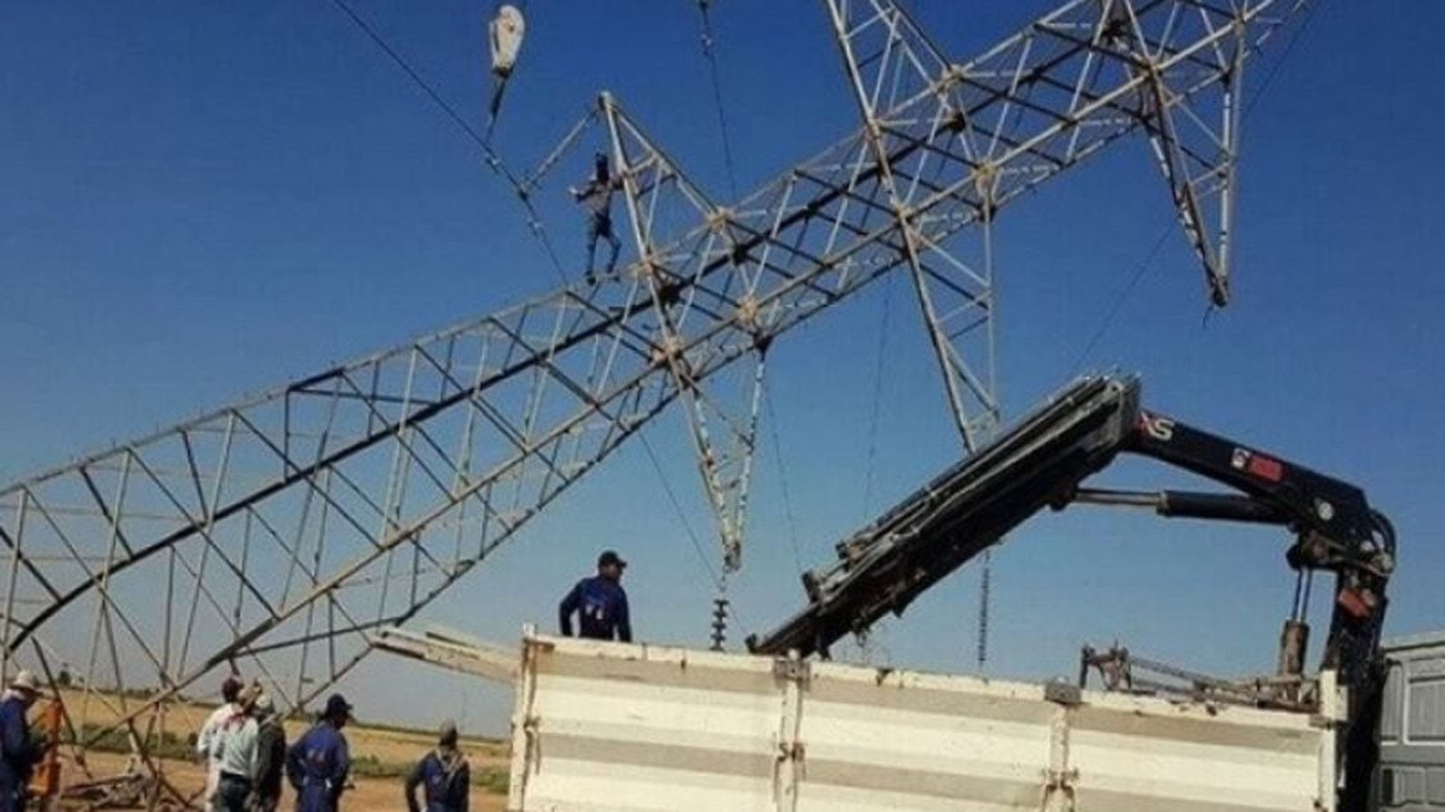 وزارة الكهرباء العراقية أعلنت خروج ستة أبراج للطاقة عن الخدمة
