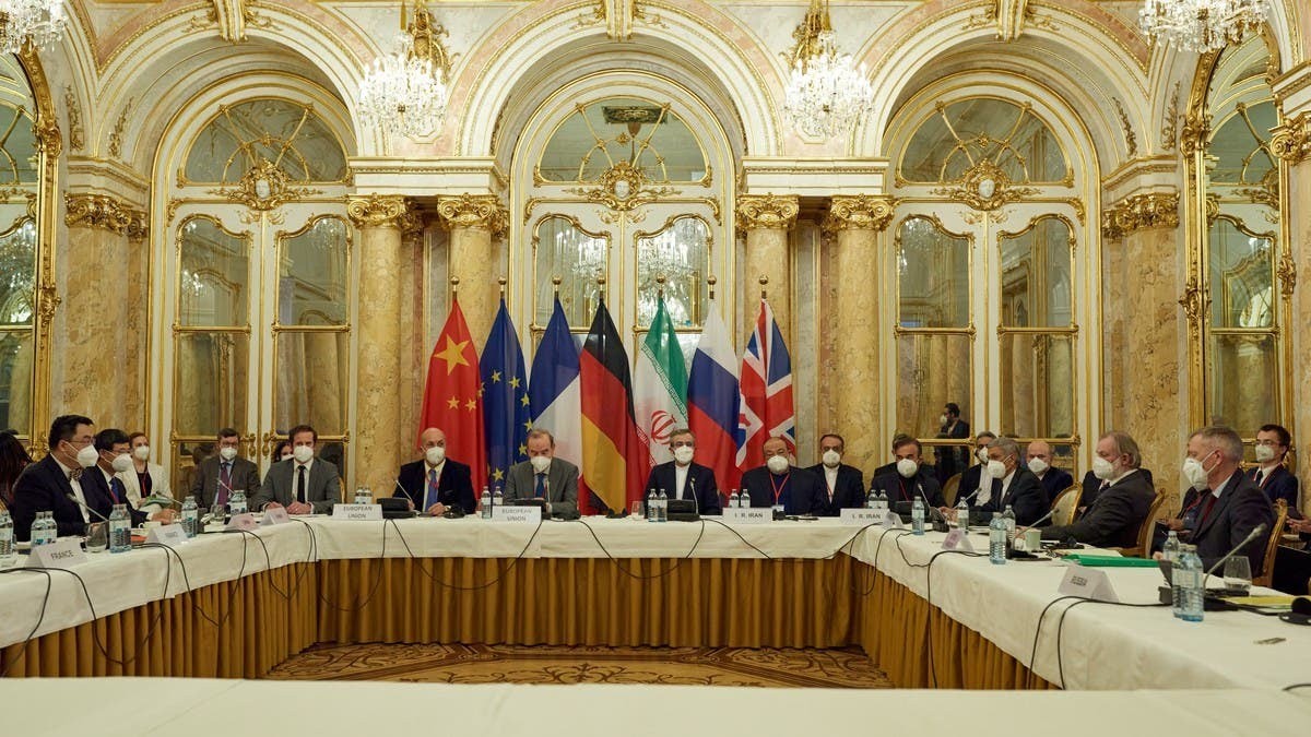 باريس دعت كافة الأطراف المعنية للتوقيع على التفاهم "المطروح حاليا" في فيينا لإحياء اتفاق إيران النووي