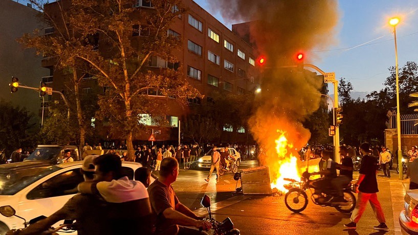 العقيد حميد رضا هاشمي وهو عضو آخر في جهاز استخبارات الحرس الثوري توفي متأثرا بجروح أصيب بها