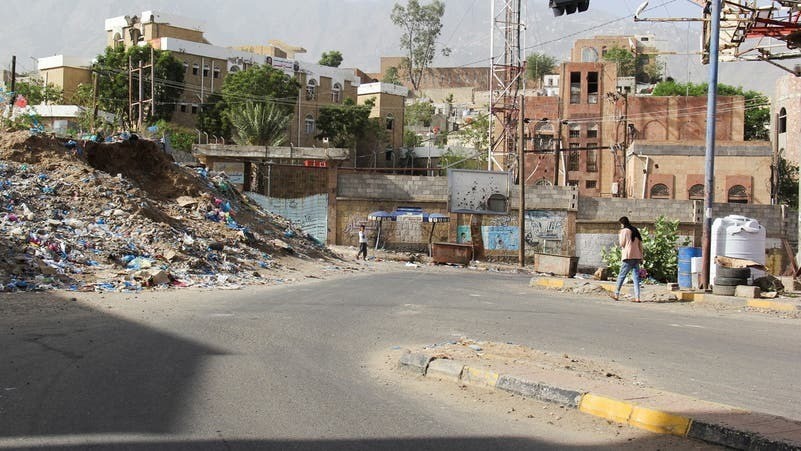 القصف الحوثي ألحق أضراراً مادية في ممتلكات المواطنين