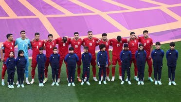 لاعبو منتخب إيران قرروا بشكل جماعي عدم ترديد النشيد الوطني قبل مباراتهم الافتتاحية في كأس العالم لكرة القدم أمام إنجلترا