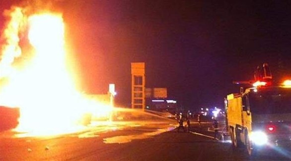 نشوب حريق في خزان محطة لتوزيع المشتقات البترولية في جازان بقصف حوثي